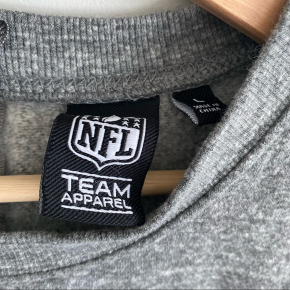 NFL Team Apparel Indianapolis Colts Sweatshirt - Picture 3 of 3